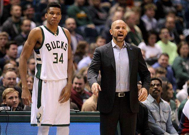 欧冠精彩进球回顾：梅西助攻亮点,（欧冠精彩进球集锦：梅西助攻成焦点）