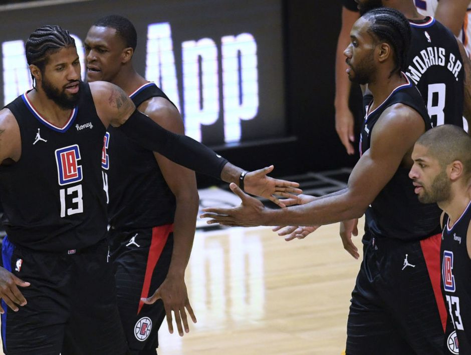 记者：于帕在穆西亚拉等3人续约后改变了自己的续约诉求（记者：穆西亚拉等三人完成续约后，于帕调整了自己的续约要求）