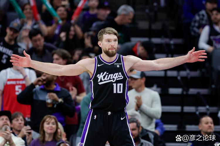 布冯：意大利唯一缺点是偶尔“短路”；无欧战踢是米兰的优势（布冯称意大利唯一短板是偶尔“断电”，无欧战让米兰占优）