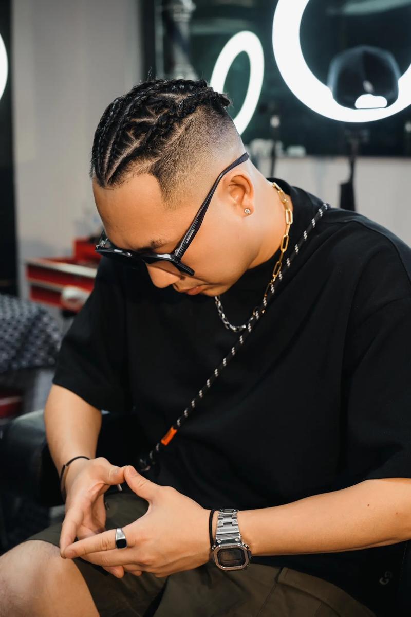 德天空：哈托即将加盟切尔西，阿贾克斯加入板仓滉争夺战（德国天空体育：切尔西接近签下哈托，阿贾克斯加入板仓滉竞逐战）