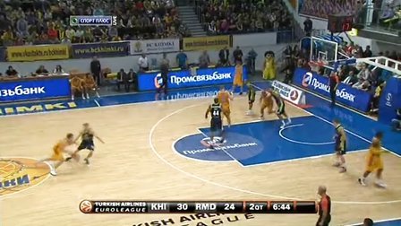 广东对抗训练！萨姆纳暴扣，王少杰好使，崔永熙未现身5v5！（广东队对抗训练！萨姆纳飞天暴扣，王少杰状态火热，崔永熙未参加5v5）